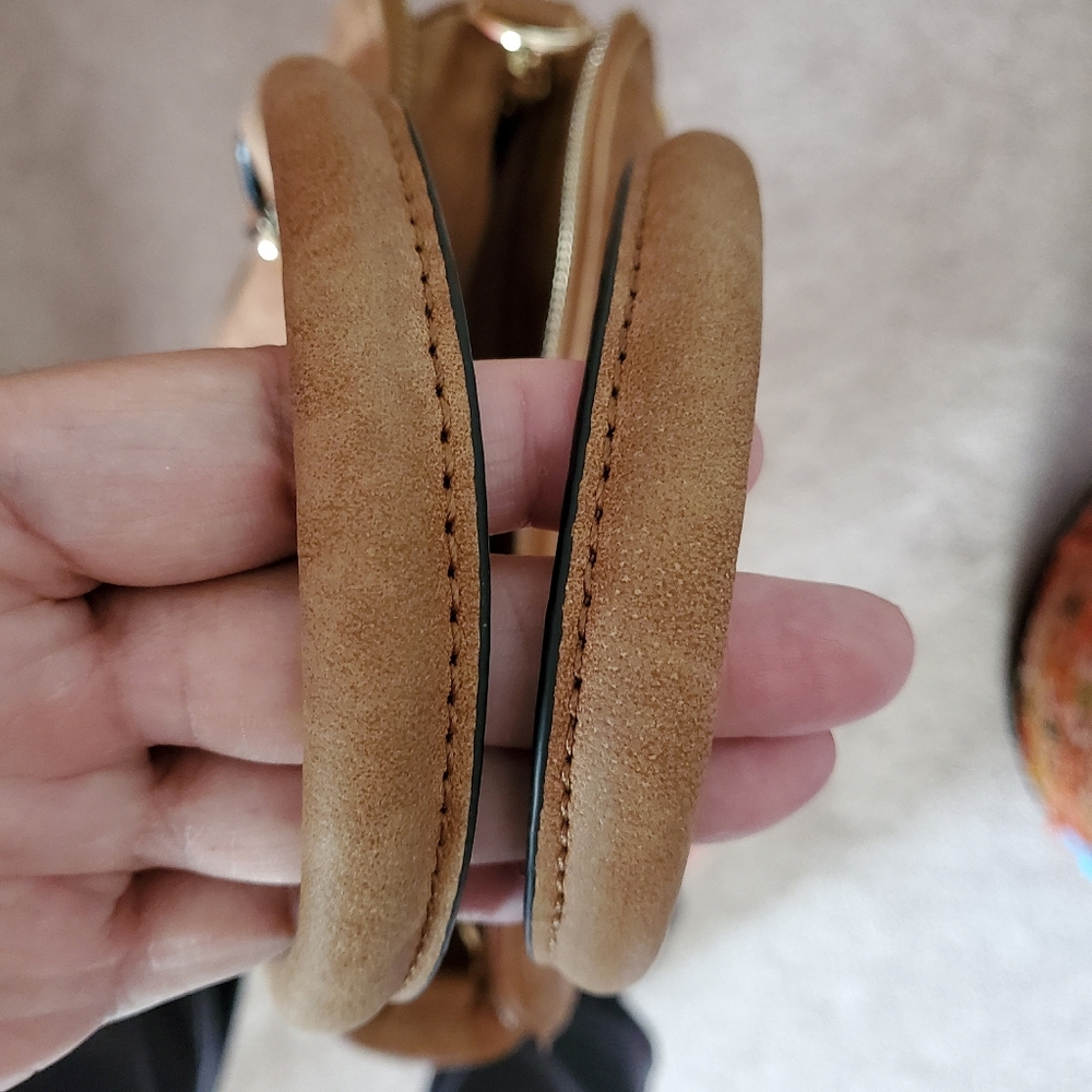 Handbag - Picture 7 of 7